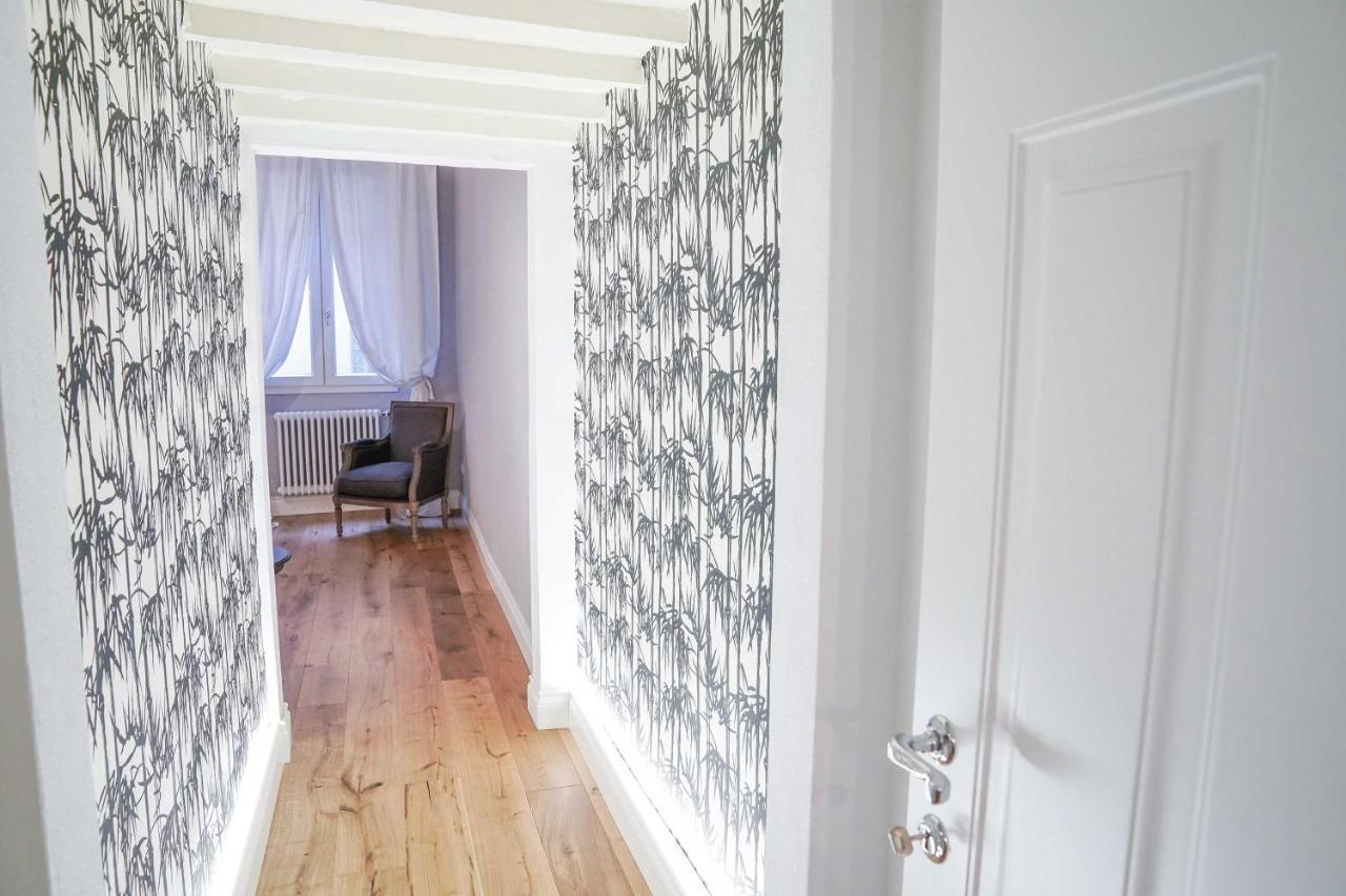 פירנצה Art Apartment Black & White Suite מראה חיצוני תמונה